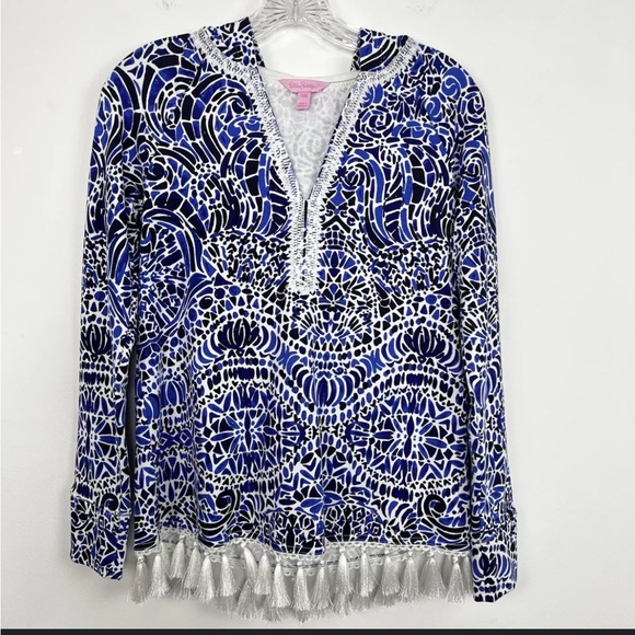 Lilly Pulitzer Harmon Hoodie Navy Taverna Tile - Picture 6 of 6